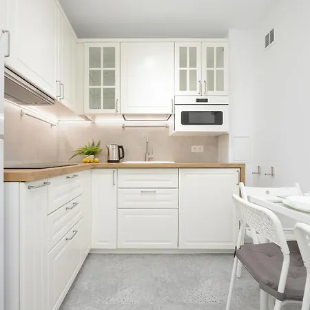 아파트 Cozy In Downtown By Renters 바르샤바